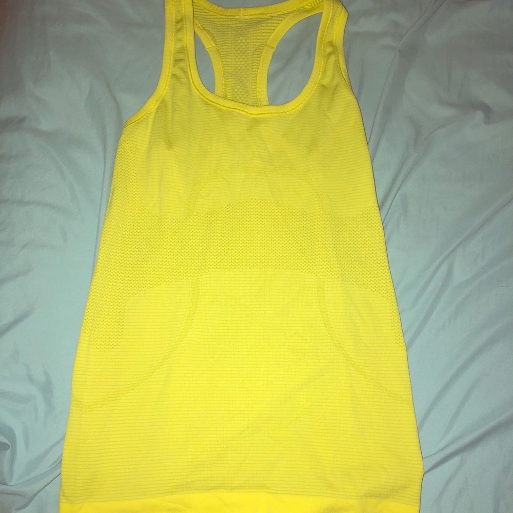 Lululemon swiftly tank sz 4